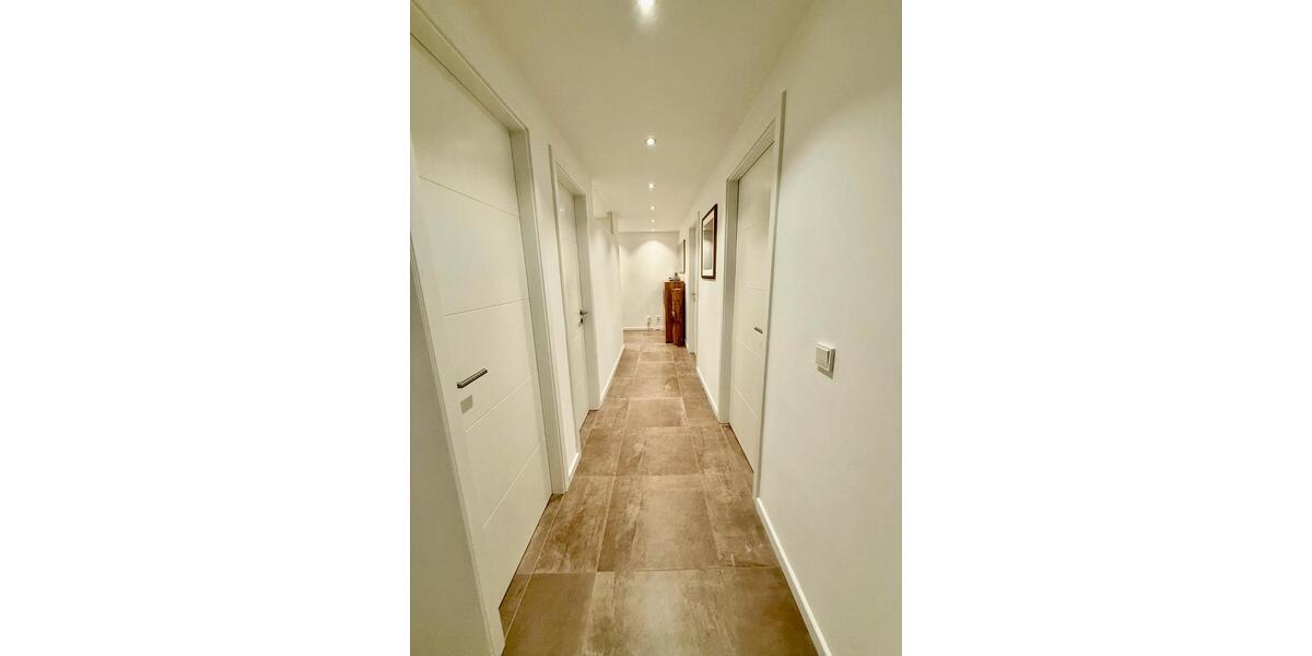 Dachgeschoßwohnung Augsburg Lechhausen - 3 Zimmer, 84 m&sup2;, 430.000&euro; | Angebot:27190864