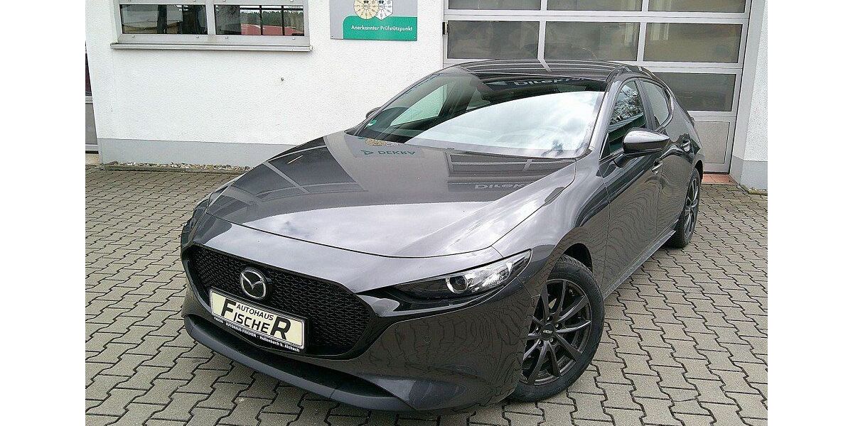 Mazda 3 32.644 km 21.980 &euro; Hollenbach b. Aichach 86568