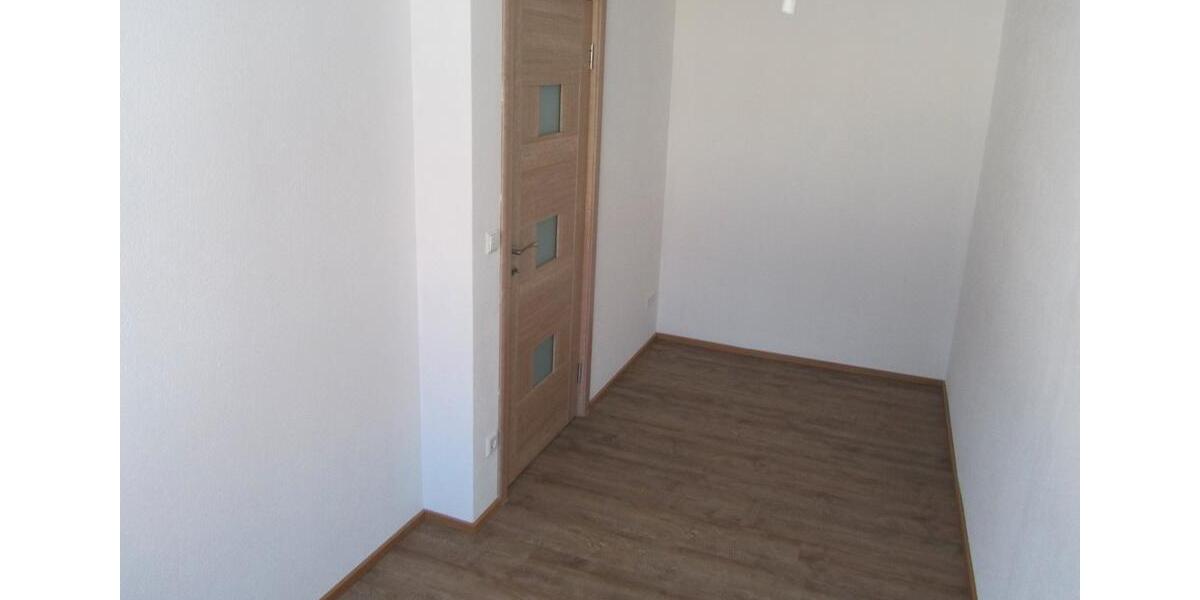 Etagenwohnung Hiltenfingen - 3 Zimmer, 80 m&sup2;, 980&euro; | Angebot:26591682