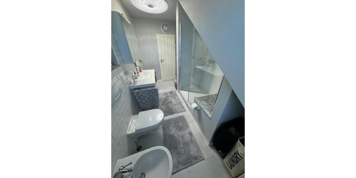 Dachgeschoßwohnung Untermeitingen - 3 Zimmer, 75 m&sup2;, 270.000&euro; | Angebot:26032031