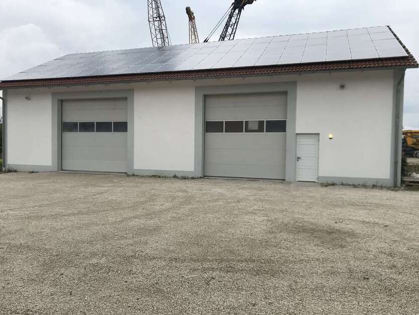 Halle in Peutenhausen 2.650 € 270 m²