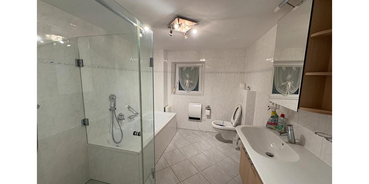 Etagenwohnung Gersthofen - 4 Zimmer, 85 m&sup2;, 600&euro; | Angebot:25296134