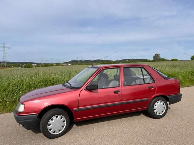 Peugeot 309 70.000 km 3.500 &euro; Petersdorf 86574