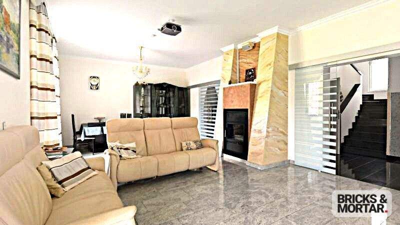 Einfamilienhaus Augsburg Oberhausen - 4 Zimmer, 135 m&sup2;, 1.090.000&euro; | Angebot:25896546