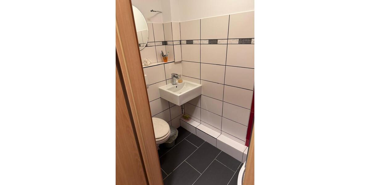 Doppelhaushälfte Moorenweis - 5 Zimmer, 129 m&sup2;, 2.500&euro; | Angebot:25419690