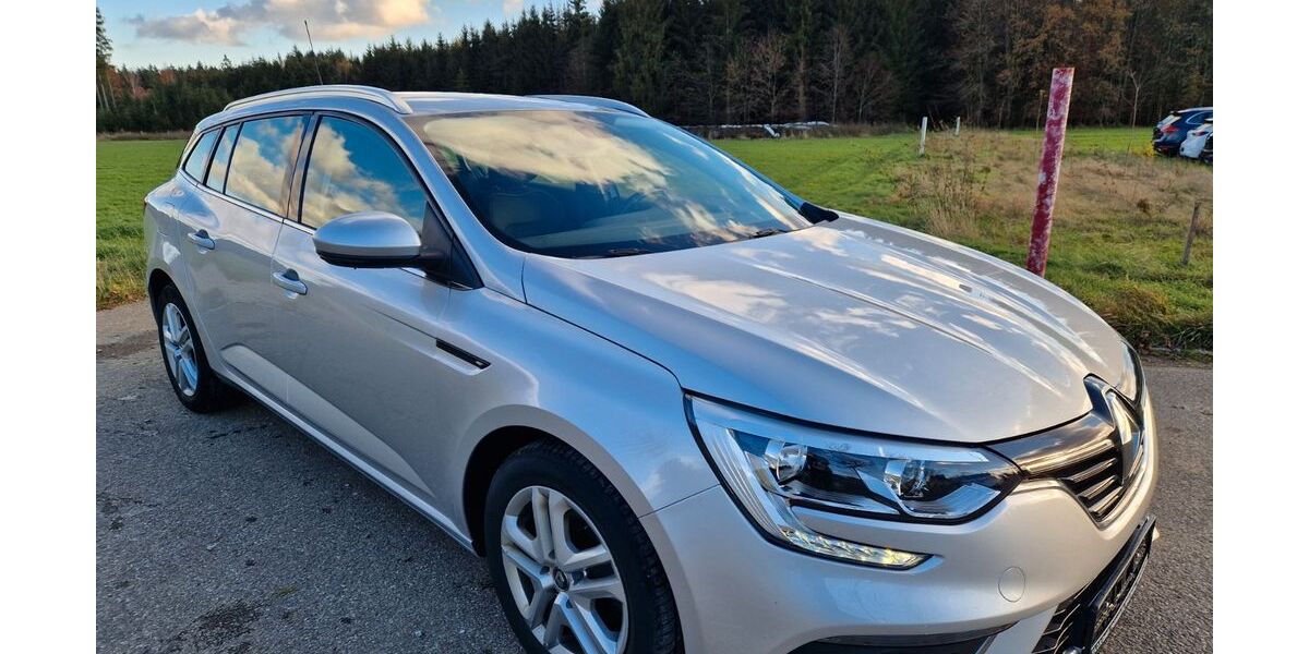 Renault Megane 60.307 km 14.980 € Welden 86465