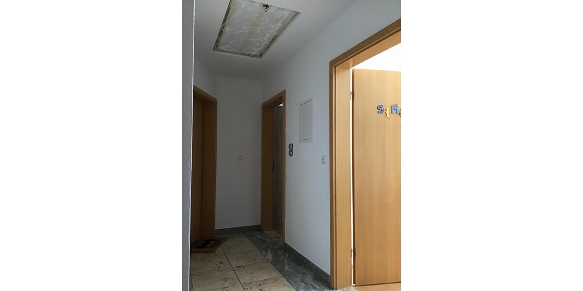 Etagenwohnung Schiltberg - 4 Zimmer, 130 m&sup2;, 1.380&euro; | Angebot:26196409