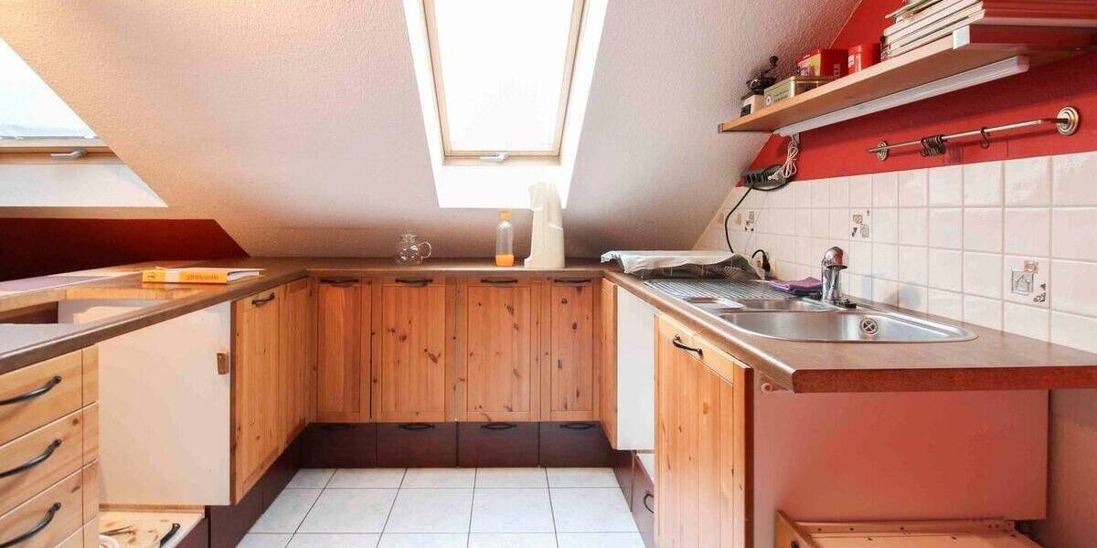 Jetzt oder nie: 3 Zimmer DG Wohnung in Augsburg Göggingen mit Dachterrasse und Garage 3 zimmer