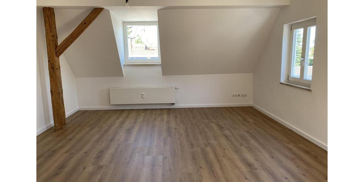 Dachgeschoßwohnung Fischach - 2 Zimmer, 80 m&sup2;, 840&euro; | Angebot:26689978