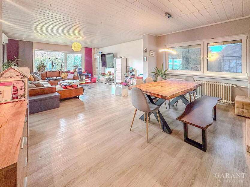 Haus zum Kaufen in Schiltberg 555.000 € 178 m²