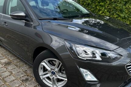 Ford Focus 42.000 km 13.990 &euro; Dinkelscherben 86424