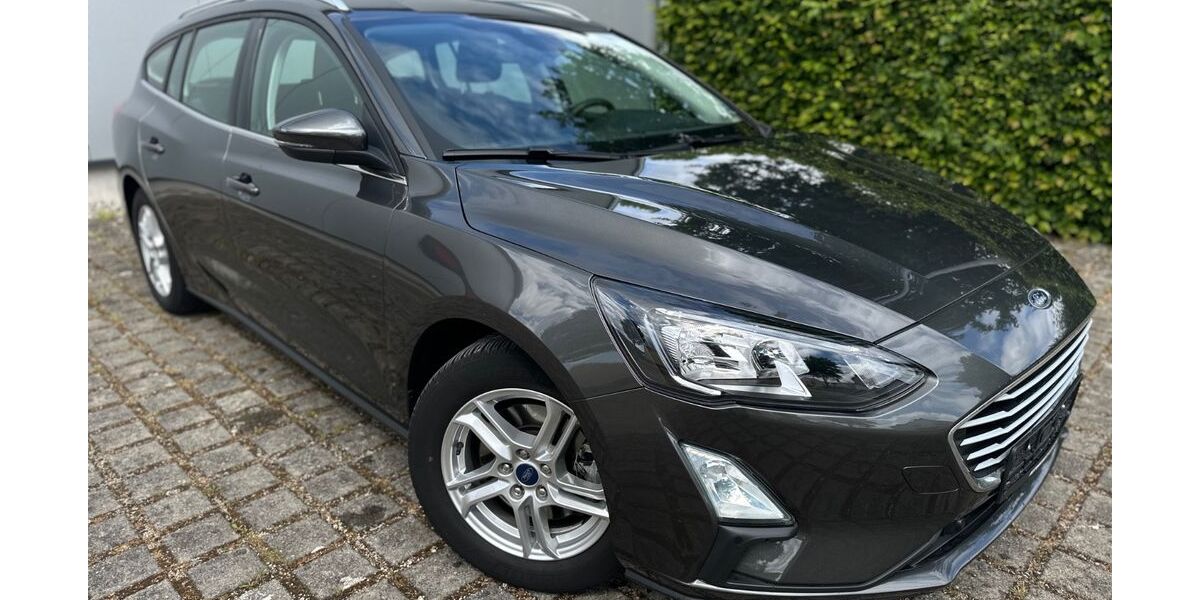 Ford Focus 42.000 km 13.990 &euro; Dinkelscherben 86424
