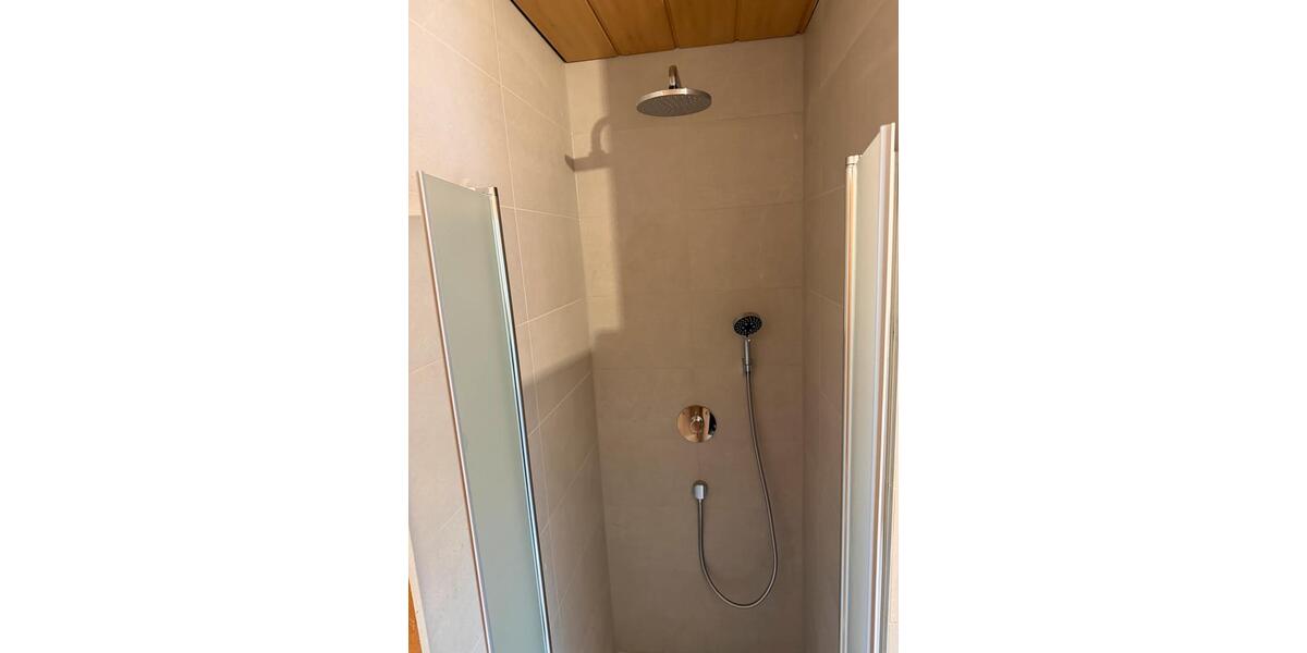 Dachgeschoßwohnung Buttenwiesen - 3 Zimmer, 100 m&sup2;, 925&euro; | Angebot:25236552