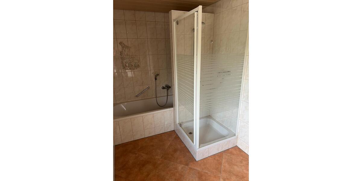 Etagenwohnung Fischach - 4 Zimmer, 95 m&sup2;, 1.100&euro; | Angebot:26638644