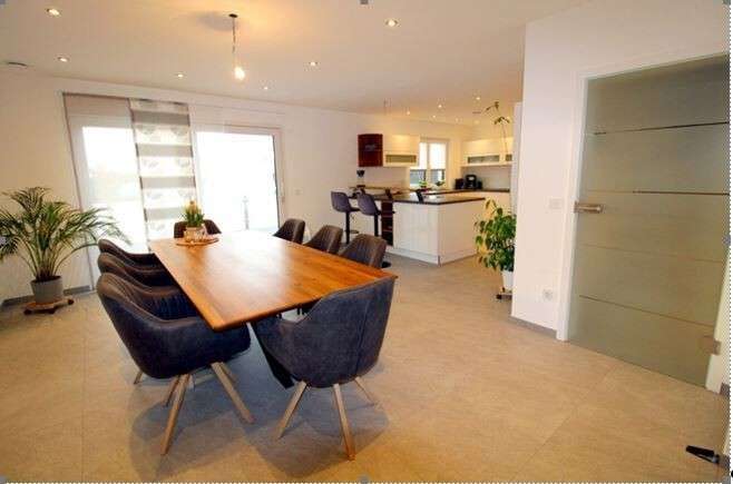 Haus zum Kaufen in Buttenwiesen 995.000 € 210 m²