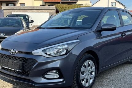Hyundai i20 10.786 km 11.350 &euro; Friedberg 86316