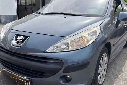 Peugeot 207 127.000 km 1.990 &euro; Mering 86415