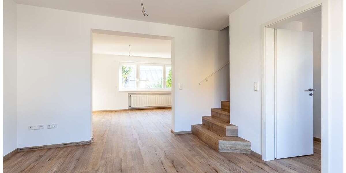 Einfamilienhaus Stadtbergen - 4.5 Zimmer, 112 m&sup2;, 1.850&euro; | Angebot:26379549