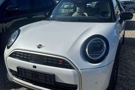 Mini Cooper S 4.690 km 41.990 € Augsburg 86199