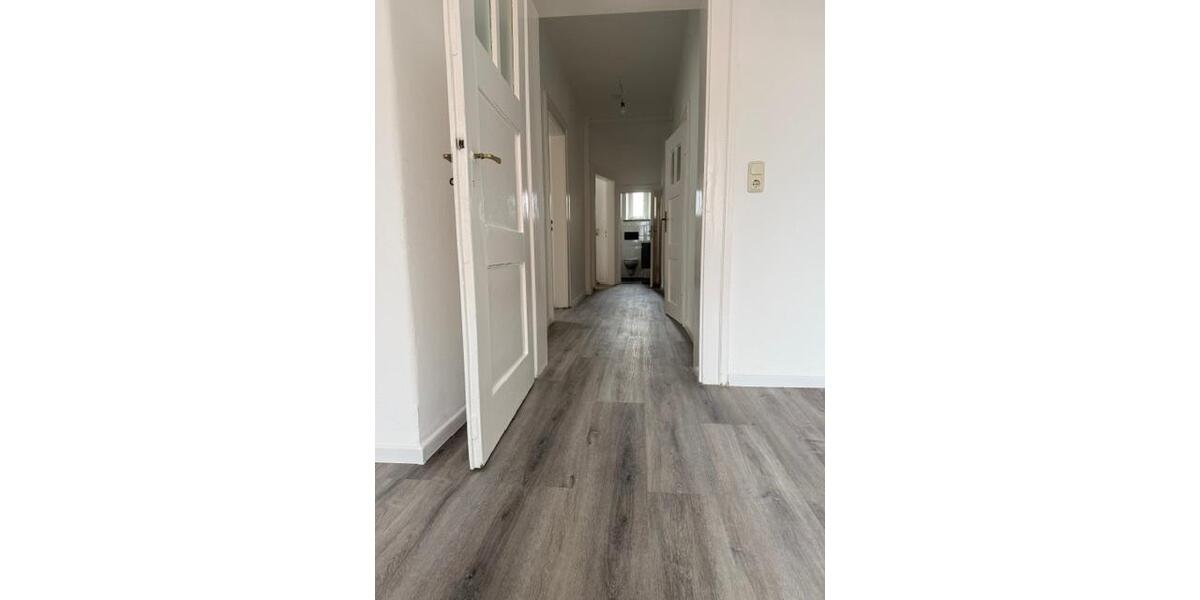 Etagenwohnung Augsburg Pfersee - 3.5 Zimmer, 63 m&sup2;, 315.000&euro; | Angebot:26823796