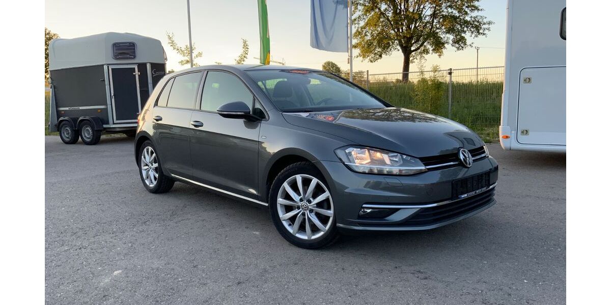 VW Golf 115.300 km 12.990 &euro; Altenmünster 86450