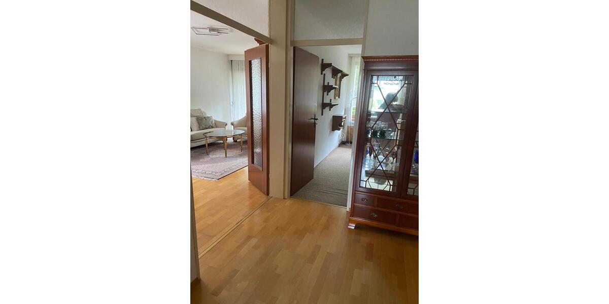 Etagenwohnung Augsburg Hochzoll - 3.5 Zimmer, 80 m&sup2;, 315.000&euro; | Angebot:27126708