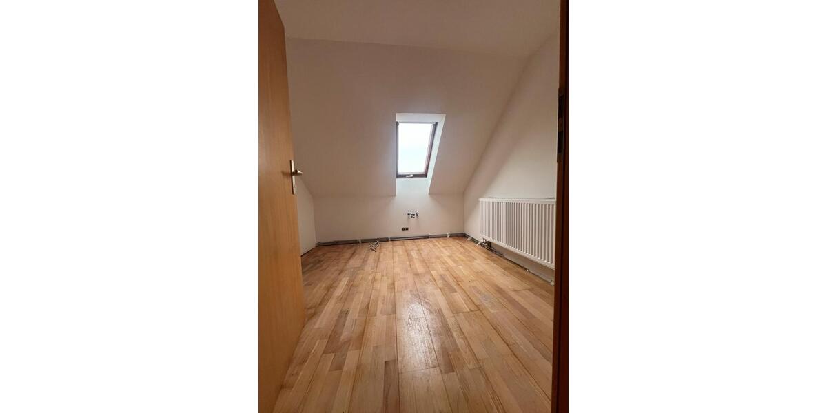 Bauernhaus, Landhaus Prittriching - 9 Zimmer, 154 m&sup2;, 1.690&euro; | Angebot:26373035