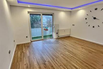 RENOVIERT, MODERN UND GROßZÜGIG - Wohnung Neusäß | Angebot:24809993