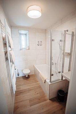 Etagenwohnung Augsburg Oberhausen - 2 Zimmer, 45 m&sup2;, 900&euro; | Angebot:25741046