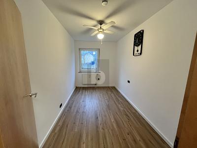 RENOVIERT, MODERN UND GROßZÜGIG - Erdgeschoßwohnung Neusäß | Angebot:27019959