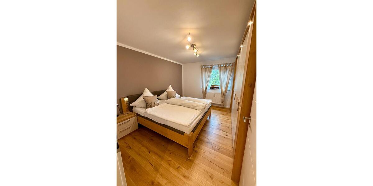 Dachgeschoßwohnung Augsburg Lechhausen - 3 Zimmer, 84 m&sup2;, 430.000&euro; | Angebot:27190864