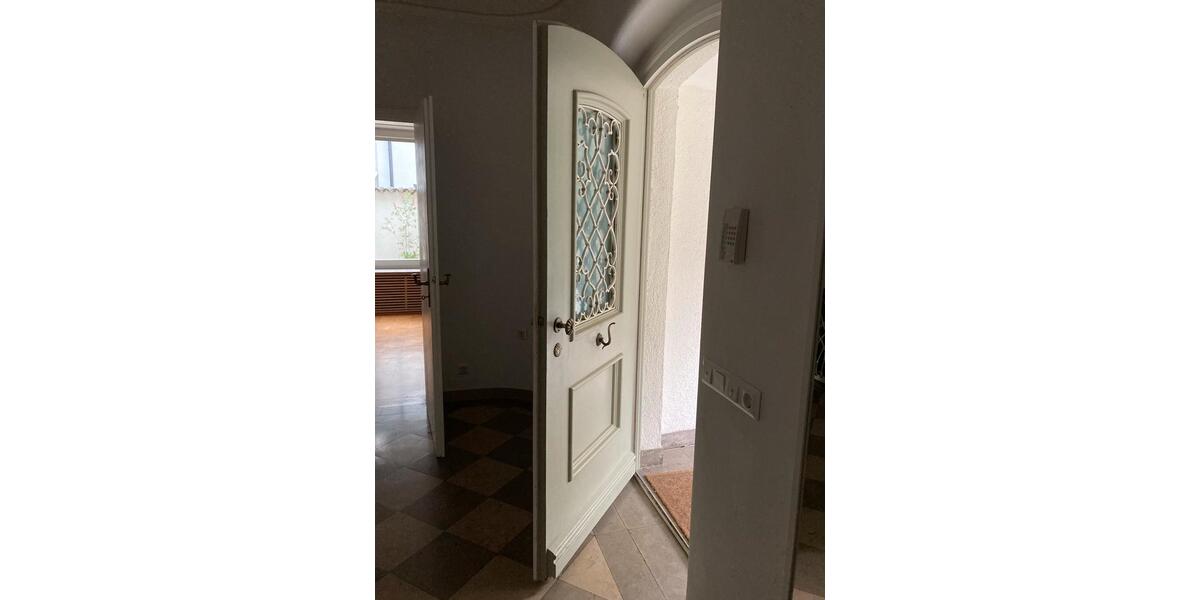 Villa Augsburg Bergheim - 7.5 Zimmer, 330 m&sup2;, 1.850.000&euro; | Angebot:27129783