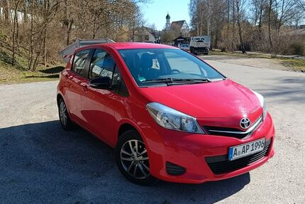 Toyota Yaris 66.000 km 8.300 &euro; Adelsried 86477