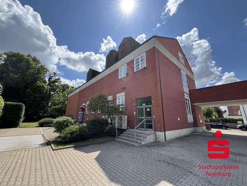 Büro in Augsburg 2.000.000 € 1389.64 m²