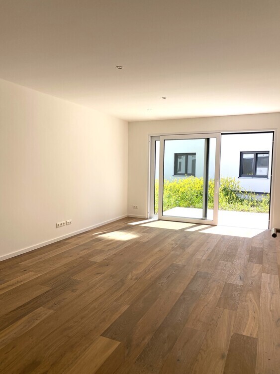 familienfreundliche moderne Erdgeschosswohnung mit Gartenanteil 4 zimmer