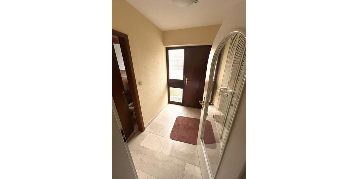 Hübsches, gepflegtes Reiheneckhaus in Göggingen Süd zimmer