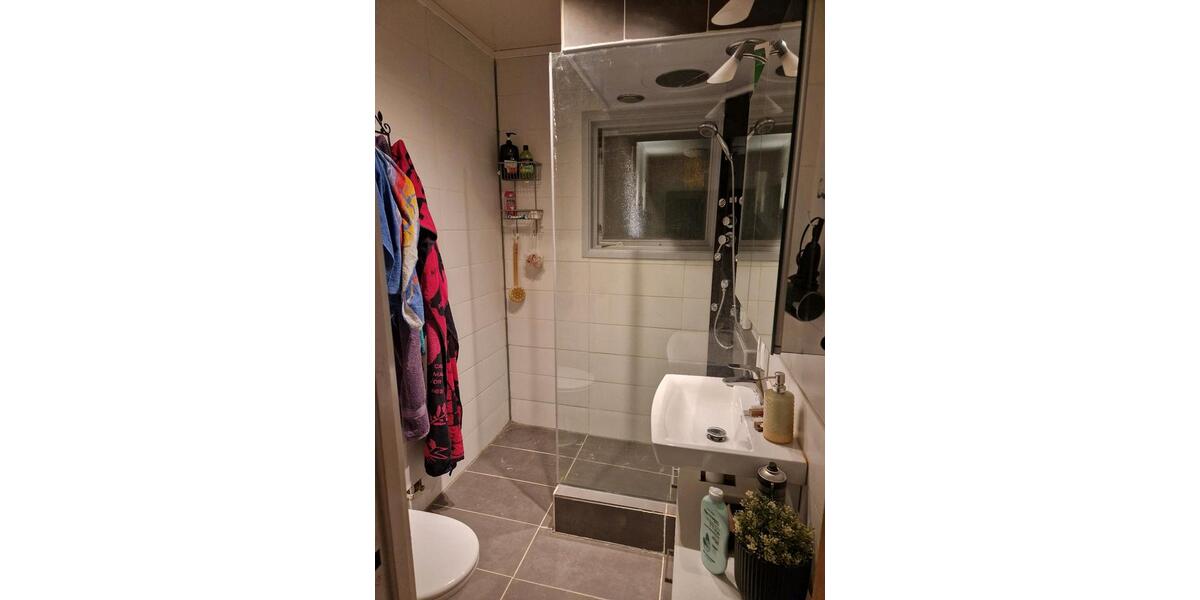 Einfamilienhaus Friedberg - 7 Zimmer, 200 m&sup2;, 130.000&euro; | Angebot:27147827