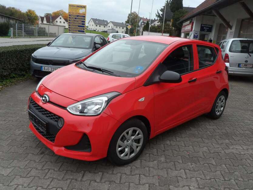 Hyundai i10 61.000 km 6.700 € Langenneufnach 86863