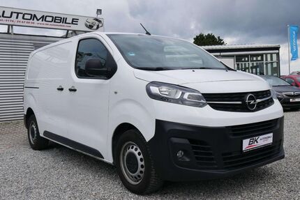 Opel Vivaro 107.800 km 14.990 € Königsbrunn 86343
