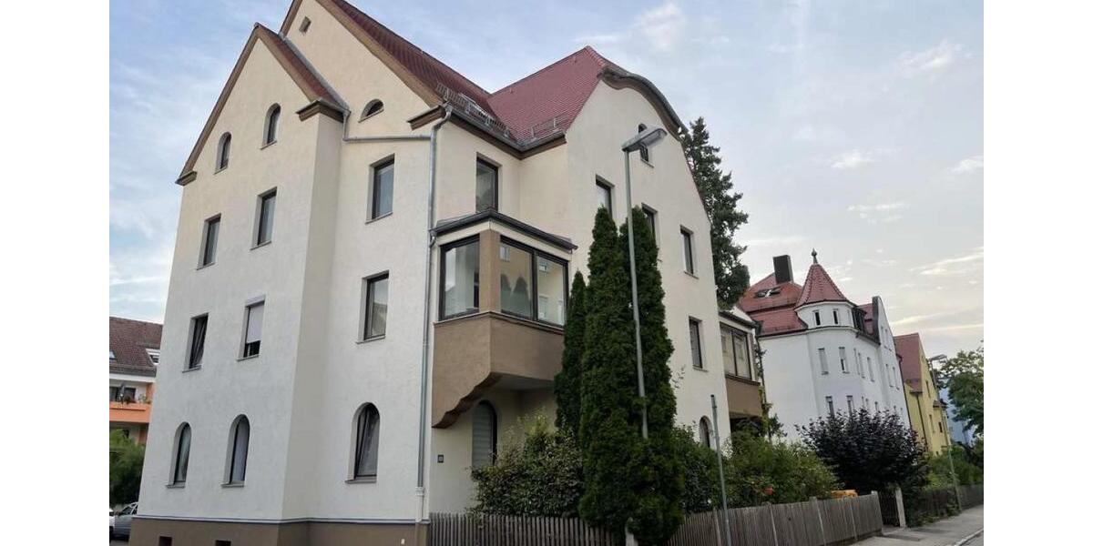 Dachgeschoßwohnung Augsburg Pfersee - 4 Zimmer, 108 m&sup2;, 399.000&euro; | Angebot:26820614