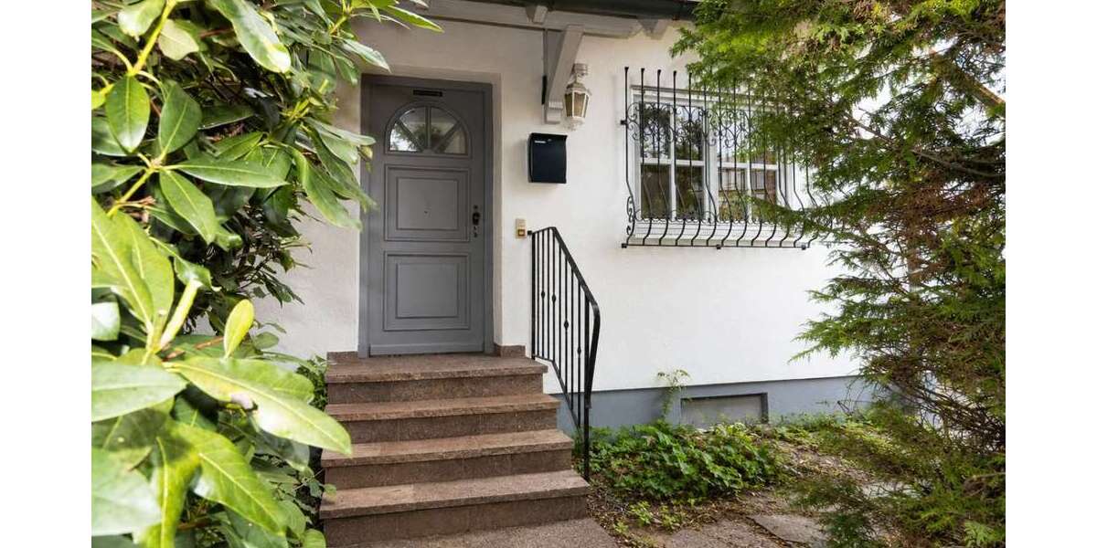 Einfamilienhaus Stadtbergen - 5 Zimmer, 110 m&sup2;, 1.930&euro; | Angebot:26906818