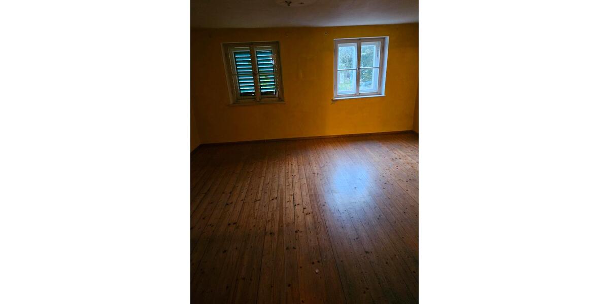 Einfamilienhaus Wertingen - 8 Zimmer, 197 m&sup2;, 295.000&euro; | Angebot:26699107