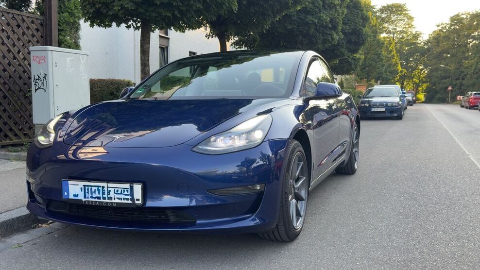 Tesla Model 3 40.500 km 32.500 € Augsburg 86167