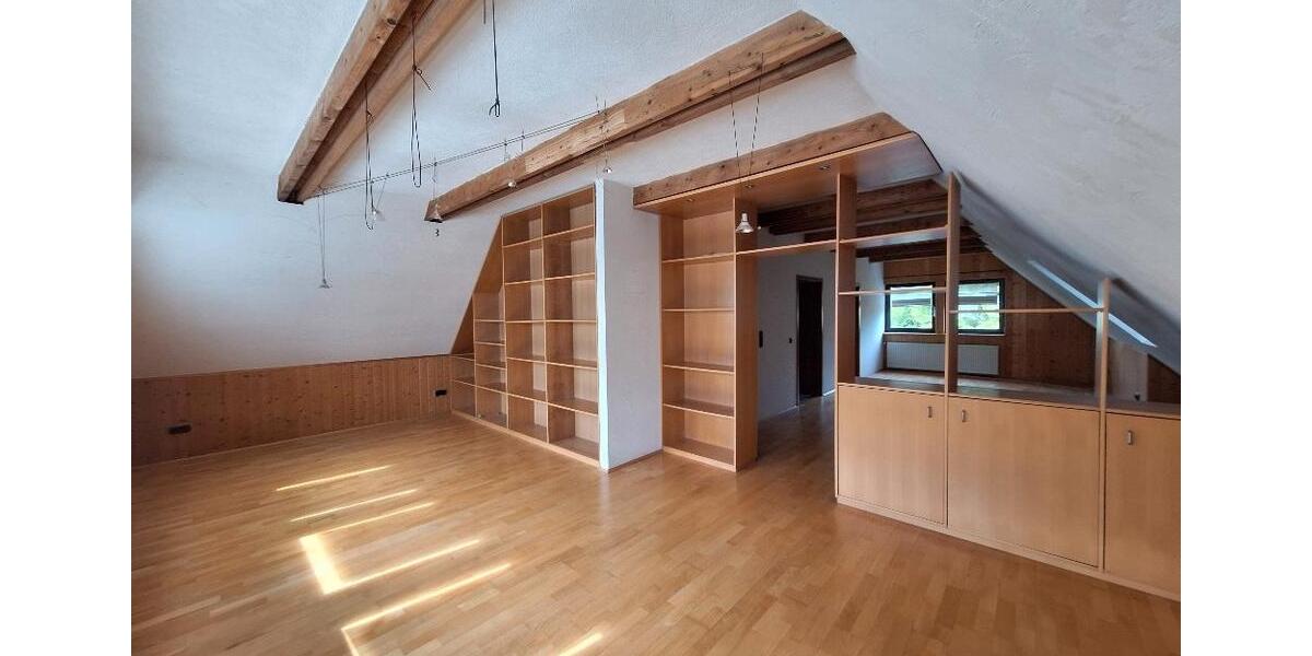 Mehrfamilienhaus, Wohnhaus Augsburg Bergheim - 6 Zimmer, 200 m&sup2;, 650.000&euro; | Angebot:26815381