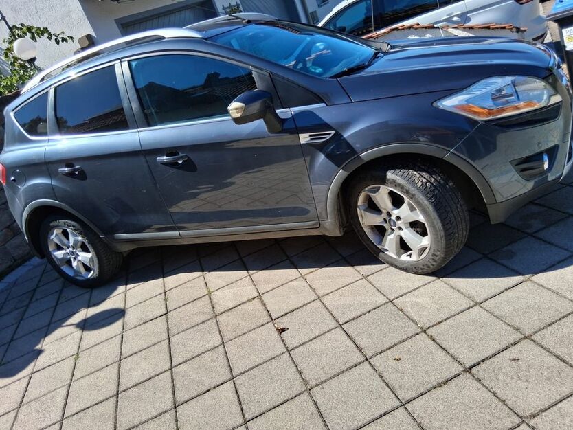Ford Kuga 274.424 km 6.950 € Gachenbach 86565