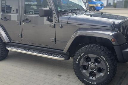 Jeep Wrangler 112.300 km 28.900 &euro; Königsbrunn 86343