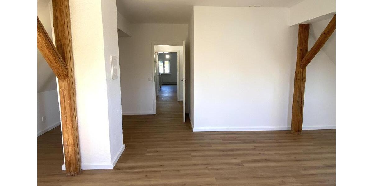 Dachgeschoßwohnung Fischach - 2 Zimmer, 80 m&sup2;, 840&euro; | Angebot:26689978