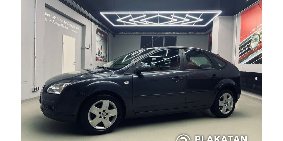 Ford Focus 92.058 km 4.350 € Neusäß 86356