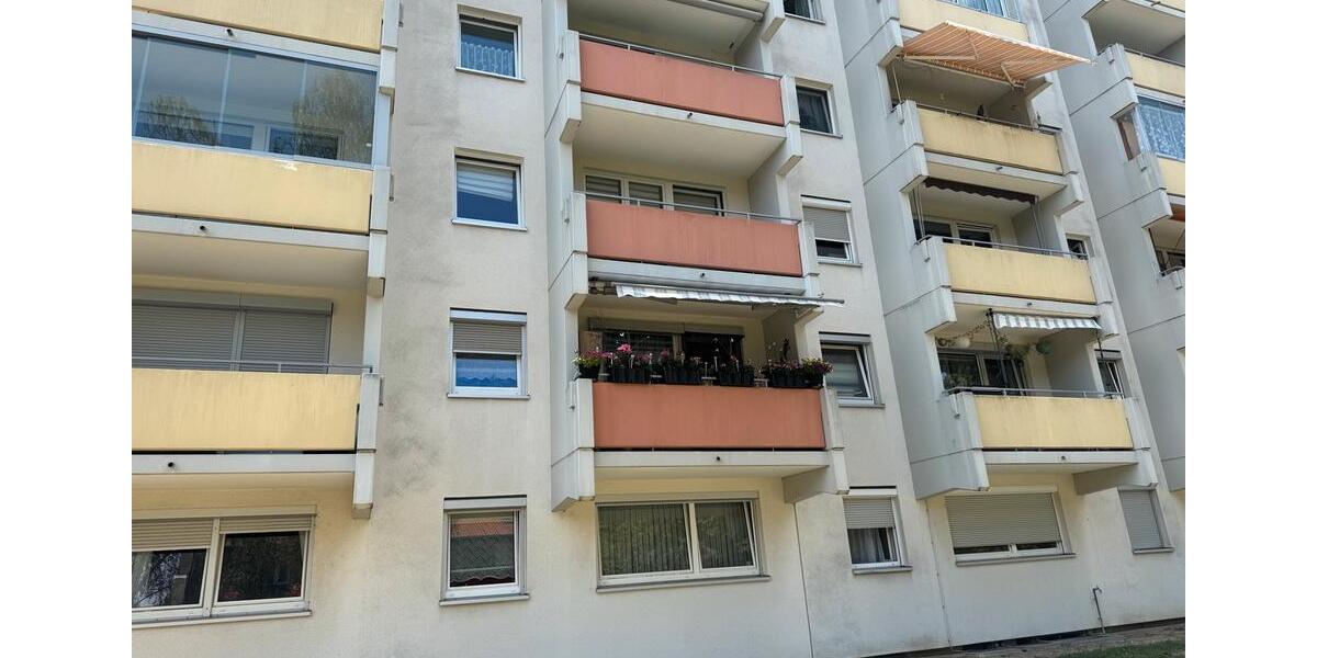 Etagenwohnung Augsburg Haunstetten-Siebenbrunn - 3 Zimmer, 76 m&sup2;, 339.000&euro; | Angebot:27172882