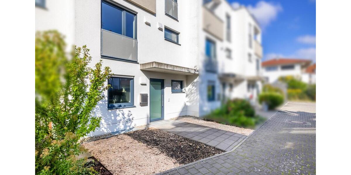 Reihenhaus Augsburg Haunstetten-Siebenbrunn - 5 Zimmer, 147 m&sup2;, 2.250&euro; | Angebot:24762123
